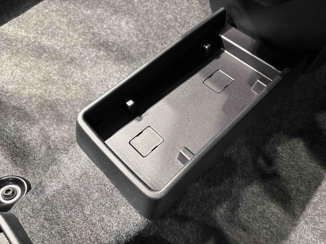 ミライースX SAIII LEDオートライト バックカメラ スマアシLEDヘッドランプ セキュリティアラーム コーナーセンサー 14インチフルホイールキャップ キーレスエントリー 電動格納式ドアミラー ショツピングフック マニュアルエアコン(広島県)の中古車