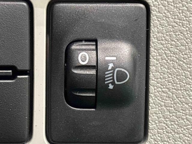 ミライースX SAIIILEDヘッドランプ セキュリティアラーム コーナーセンサー 14インチフルホイールキャップ キーレスエントリー 電動格納式ドアミラー ショツピングフック マニュアルエアコン(広島県)の中古車
