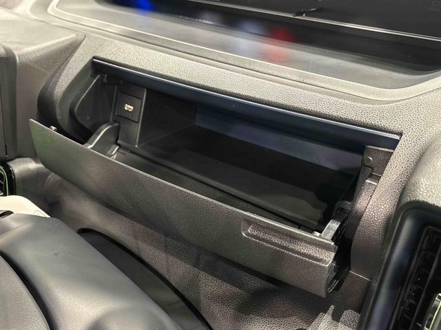 タントカスタムRS バックカメラ付き シートバックテーブルアイドリング 被害軽減ブレーキ 車線逸脱防止 セキュリティアラーム 電動格納ミラー LEDヘットライト ターボ 安全ボディ スマートキ− キーフリーキー オートライト(広島県)の中古車