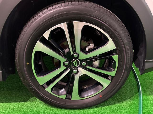 ロッキープレミアムG パノラマモニター対応 電動パーキングブレーキLEDヘッドランプ・フォグランプ 全車速追従機能付アダプティブクルーズコントロール レーンキープコントロール ブラインドスポットモニター 17インチアルミホイール シートヒーター(広島県)の中古車