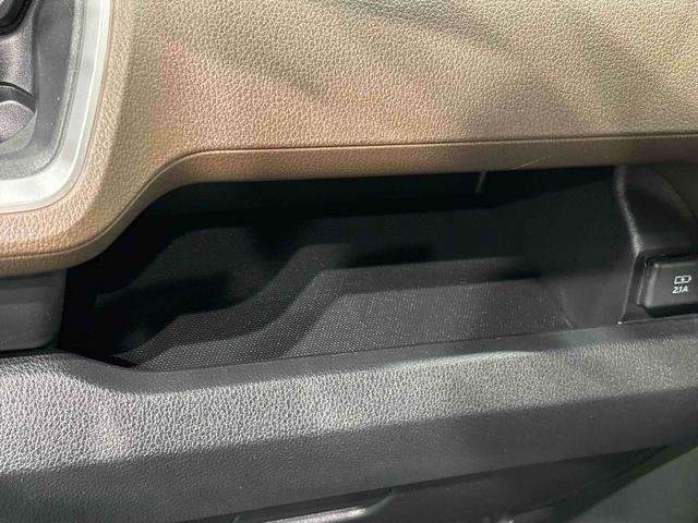 ムーヴＧ　バックモニター対応　片側電動スライドドアＬＥＤオートライト・フォグランプ　電動パーキングブレーキ　プッシュボタンスタート　セキュリティアラーム　バックカメラ　両側パワースライドドアウエルカムオープン機能　オート電動格納式ドアミラー（広島県）の中古車