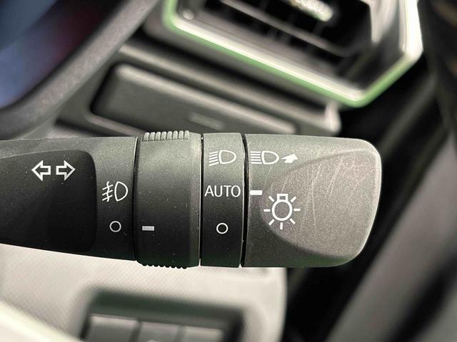 ロッキープレミアムＧ　ＨＥＶ衝突軽減Ｂ　車線逸脱警報システム　電動格納ドアミラー　レーダークルコン　Ｂカメラ　ＬＥＤヘッドライト　キーフリーシステム　スマートキー　アルミホイール　盗難防止システム　シートヒーター　オートライト（広島県）の中古車