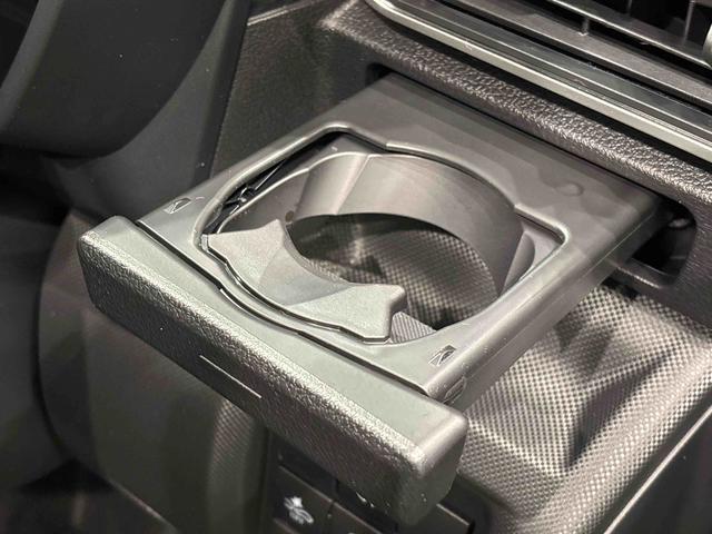 ロッキープレミアムＧ　ＨＥＶ衝突軽減Ｂ　車線逸脱警報システム　電動格納ドアミラー　レーダークルコン　Ｂカメラ　ＬＥＤヘッドライト　キーフリーシステム　スマートキー　アルミホイール　盗難防止システム　シートヒーター　オートライト（広島県）の中古車