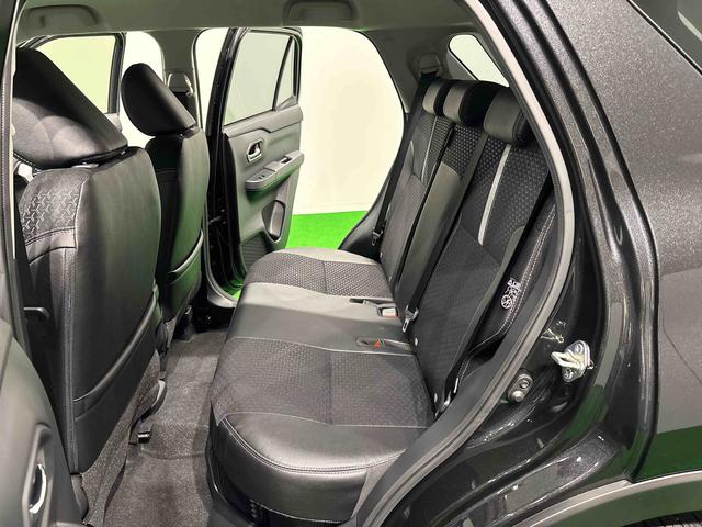 ロッキープレミアムＧ　ＨＥＶ衝突軽減Ｂ　車線逸脱警報システム　電動格納ドアミラー　レーダークルコン　Ｂカメラ　ＬＥＤヘッドライト　キーフリーシステム　スマートキー　アルミホイール　盗難防止システム　シートヒーター　オートライト（広島県）の中古車