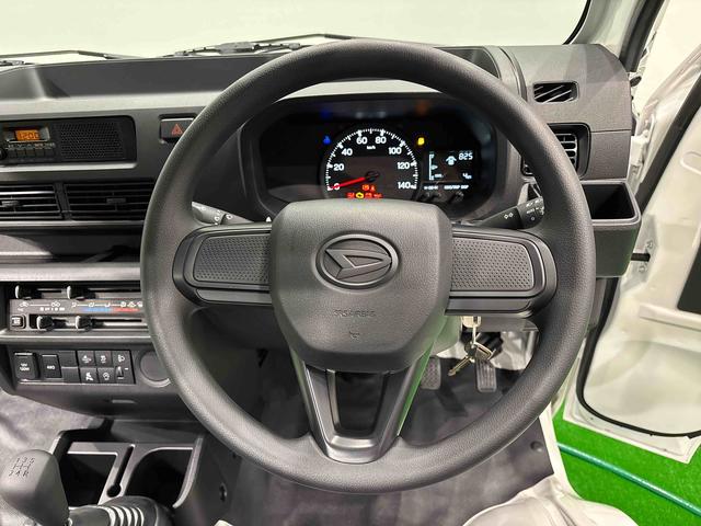 ハイゼットトラックスタンダード　４ＷＤ　ＡＭ／ＦＭラジオ　スペアタイヤマニュアルレベリング機能付きハロゲンヘッドランプ　運転席ＳＲＳエアバック　バックソナー　電動式パワーステアリング　あゆみ板掛けテールゲート　ＶＳＣ＆ＴＲＣ　マニュアルエアコン　オートライト（広島県）の中古車