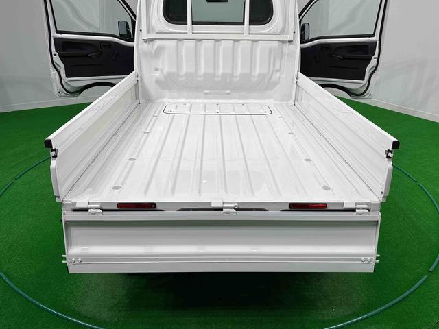 ハイゼットトラックスタンダード　４ＷＤ　ＡＭ／ＦＭラジオ　スペアタイヤマニュアルレベリング機能付きハロゲンヘッドランプ　運転席ＳＲＳエアバック　バックソナー　電動式パワーステアリング　あゆみ板掛けテールゲート　ＶＳＣ＆ＴＲＣ　マニュアルエアコン　オートライト（広島県）の中古車