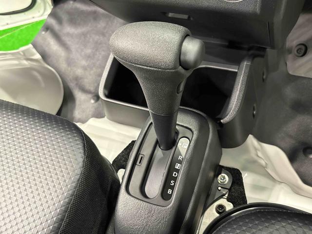 ハイゼットトラックスタンダードハロゲンヘッドランプ トップシェイドガラス 運転席バニティミラー AM・FMラジオ マニュアルエアコン ガードフレーム スペアタイヤ(広島県)の中古車