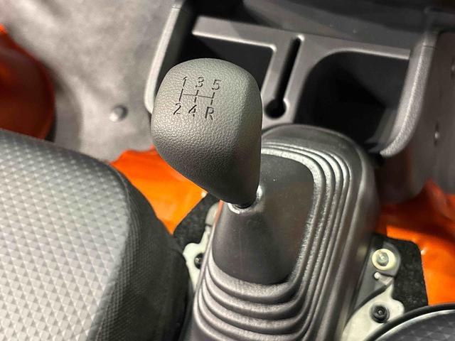 ハイゼットトラックスタンダード 農用スペシャル4WD 5MT コーナーセンサートップシェイドガラス 大型荷台作業灯 運転席SRSエアバック バックソナー 電動式パワーステアリング AM/FMラジオ あゆみ板掛けテールゲート ガードフレーム(広島県)の中古車