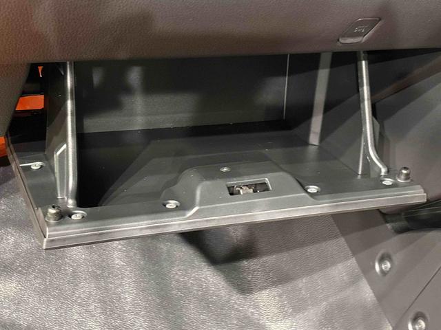 ハイゼットトラックスタンダード 農用スペシャル4WD 5MT コーナーセンサートップシェイドガラス 大型荷台作業灯 運転席SRSエアバック バックソナー 電動式パワーステアリング AM/FMラジオ あゆみ板掛けテールゲート ガードフレーム(広島県)の中古車