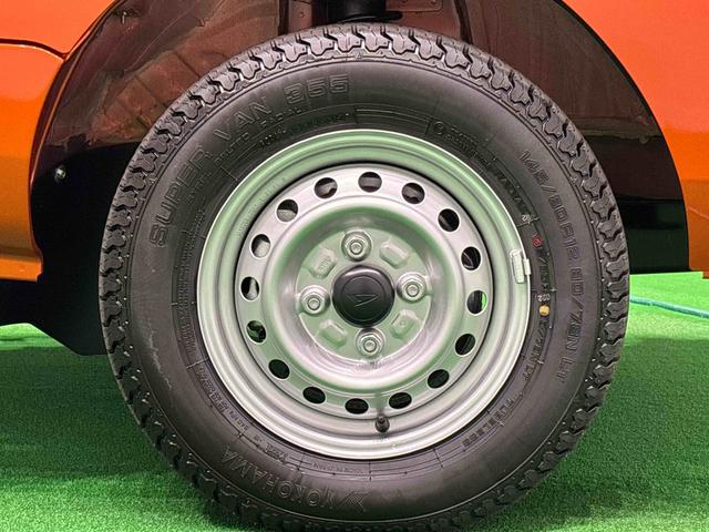 ハイゼットトラックスタンダード 農用スペシャル4WD 5MT コーナーセンサートップシェイドガラス 大型荷台作業灯 運転席SRSエアバック バックソナー 電動式パワーステアリング AM/FMラジオ あゆみ板掛けテールゲート ガードフレーム(広島県)の中古車