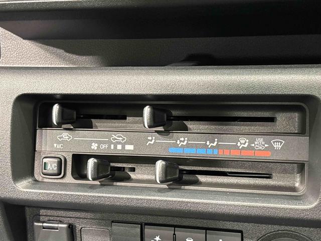 ハイゼットトラックスタンダード 5MT 2WD AM/FMラジオ オートライトエアコン ハロゲンヘッドランプ 運転席SRSエアバック 電動式パワーステアリング AM/FMラジオ あゆみ板掛けテールゲート スペアタイヤ ガードフレーム 衝突回避支援システム搭載(広島県)の中古車