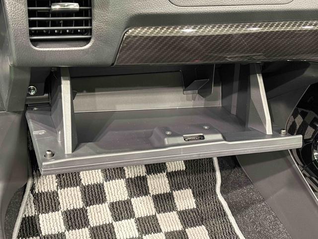 コペンGR スポーツ電動開閉式ルーフ LEDヘッドランプ・フォグランプ 16インチタイヤ&アルミホイール プッシュボタンスタート セキュリティアラーム スタビライザー(フロント・リヤ)(広島県)の中古車