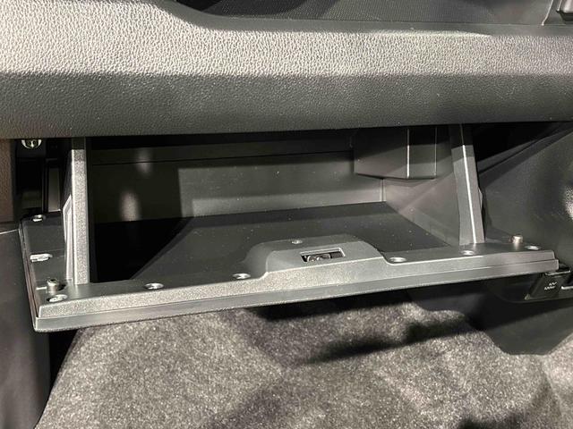 ムーヴＧ　４ＷＤ　キーフリーシステム　プッシュボタンスタートバックカメラ　助手席側ウエルカムオープン機能付パワースライドドア　ステアリングスイッチ　電動格納式ドアミラー　オートレベリング機能付フルＬＥＤヘッドランプ　ＬＥＤフォグランプ　電動パ＾キングブレーキ（広島県）の中古車