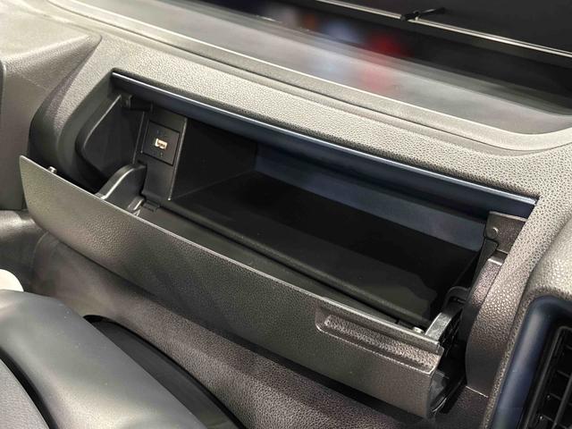 タントＸ　バックモニター対応　片側電動スライドドアＬＥＤオートライト　パワースライドドアウェルカムオープン機能　電動格納式ドアミラー　助手席ロングスライド　助手席イージークローザー　　セキュリティアラーム　キーフリーシステム（広島県）の中古車