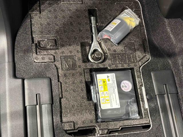 タントＸ　バックモニター対応　片側電動スライドドアＬＥＤオートライト　パワースライドドアウェルカムオープン機能　電動格納式ドアミラー　助手席ロングスライド　助手席イージークローザー　　セキュリティアラーム　キーフリーシステム（広島県）の中古車