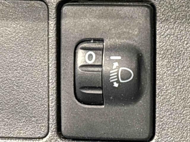 ハイゼットトラックスタンダード 4WD 5MT AM・FMラジオハロゲンヘッドランプ 運転席SRSエアバック 電動式パワーステアリング AM/FMラジオ あゆみ板掛けテールゲート スペアタイヤ ガードフレーム(広島県)の中古車