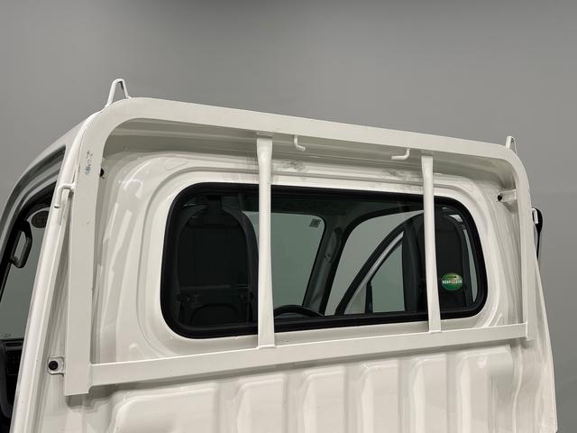ハイゼットトラックスタンダード 4WD 5MT AM・FMラジオハロゲンヘッドランプ 運転席SRSエアバック 電動式パワーステアリング AM/FMラジオ あゆみ板掛けテールゲート スペアタイヤ ガードフレーム(広島県)の中古車