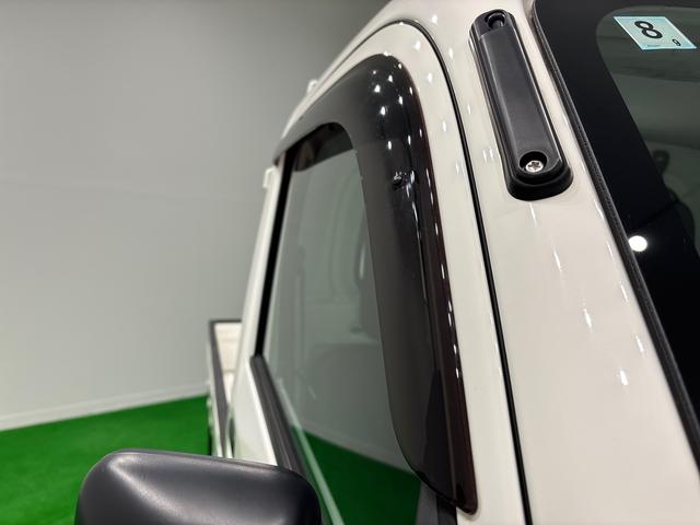 ハイゼットトラックスタンダード 4WD 5MT AM・FMラジオハロゲンヘッドランプ 運転席SRSエアバック 電動式パワーステアリング AM/FMラジオ あゆみ板掛けテールゲート スペアタイヤ ガードフレーム(広島県)の中古車