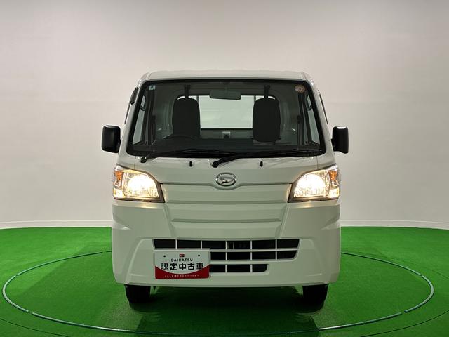 ハイゼットトラックスタンダード 4WD 5MT AM・FMラジオハロゲンヘッドランプ 運転席SRSエアバック 電動式パワーステアリング AM/FMラジオ あゆみ板掛けテールゲート スペアタイヤ ガードフレーム(広島県)の中古車