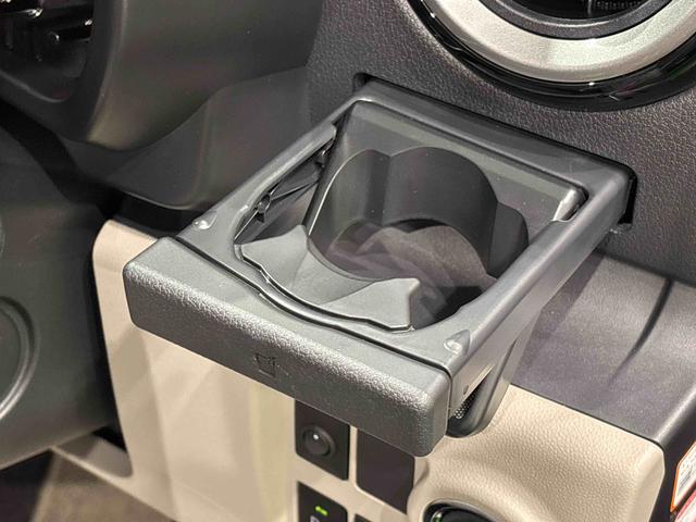 パッソX Gパッケージ ナビ バックカメラ付き ETC車載器オートエアコン オート格納機能付きミラー シートリフター LEDヘッドライト 助手席シートアンダートレイ 純正アルミホイール ボックス付きセンターアームレスト(広島県)の中古車
