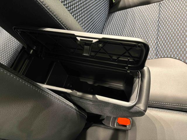 タントカスタムＲＳ　パノラマモニター対応カメラアイドリング　被害軽減ブレーキ　車線逸脱防止　セキュリティアラーム　電動格納ミラー　ＬＥＤヘットライト　ターボ　安全ボディ　スマートキ−　キーフリーキー　オートライト（広島県）の中古車