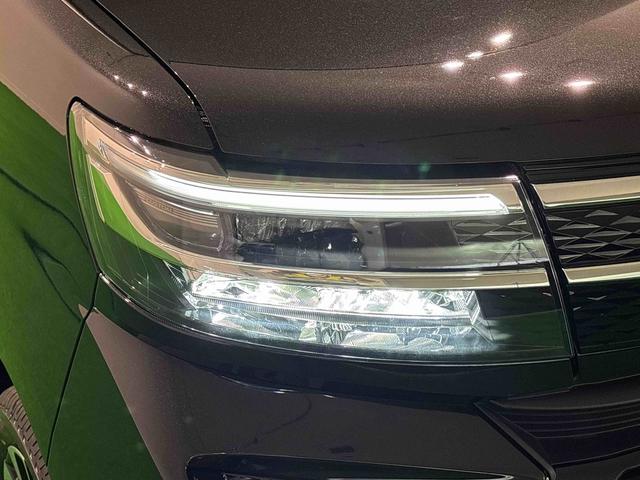 タントカスタムＲＳ　パノラマモニター対応カメラアイドリング　被害軽減ブレーキ　車線逸脱防止　セキュリティアラーム　電動格納ミラー　ＬＥＤヘットライト　ターボ　安全ボディ　スマートキ−　キーフリーキー　オートライト（広島県）の中古車