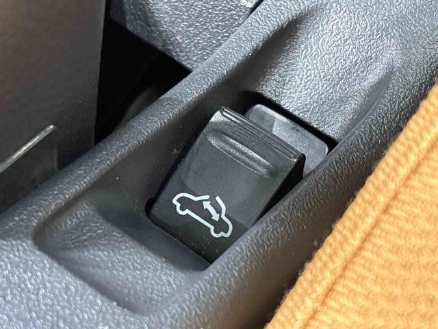 コペンセロ シートヒーター オートライト電動開閉式ルーフ LEDヘッドランプ ハロゲンフォグランプ 16インチタイヤ&アルミホイール プッシュボタンスタート セキュリティアラーム スタビライザー(フロント・リヤ)(広島県)の中古車