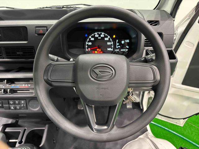 ハイゼットトラックスタンダード　４ＷＤ　５ＭＴ　３方開　オートライトハロゲンヘッドランプ　運転席ＳＲＳエアバック　バックソナー　電動式パワーステアリング　ＡＭ／ＦＭラジオ　マニュアルエアコン（広島県）の中古車