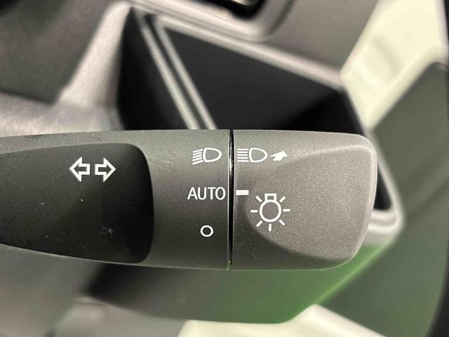 ハイゼットトラックスタンダード　４ＷＤ　５ＭＴ　３方開　オートライトハロゲンヘッドランプ　運転席ＳＲＳエアバック　バックソナー　電動式パワーステアリング　ＡＭ／ＦＭラジオ　マニュアルエアコン（広島県）の中古車