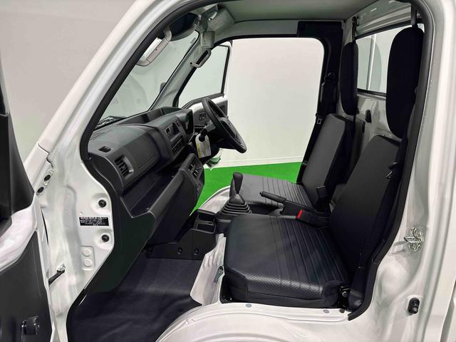 ハイゼットトラックスタンダード　４ＷＤ　５ＭＴ　３方開　オートライトハロゲンヘッドランプ　運転席ＳＲＳエアバック　バックソナー　電動式パワーステアリング　ＡＭ／ＦＭラジオ　マニュアルエアコン（広島県）の中古車