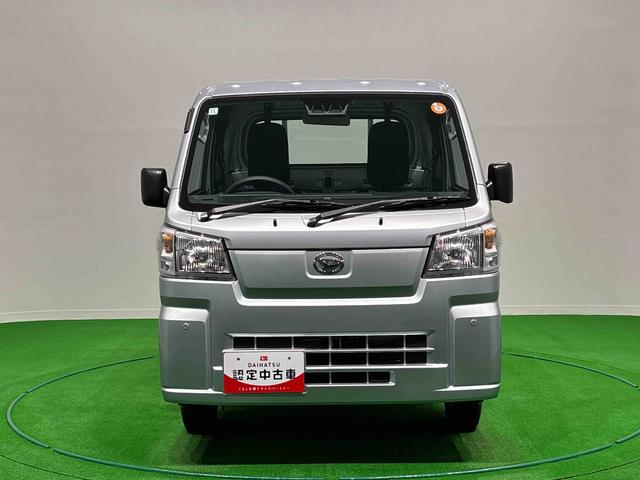 ハイゼットトラックスタンダード 4WD 5MT コーナーセンサーハロゲンヘッドランプ トップシェイドガラス 運転席SRSエアバック バックソナー 電動式パワーステアリング AM/FMラジオ あゆみ板掛けテールゲート VSC&TRC(広島県)の中古車