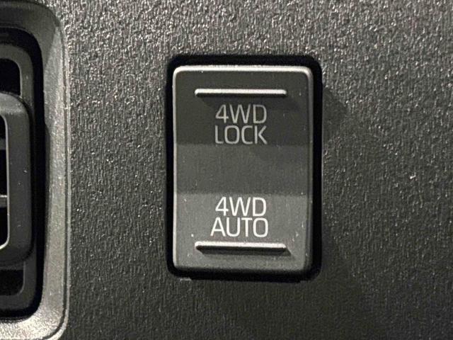 ハイゼットカーゴDXブレーキサポート オートハイビーム レーンアシスト キーレスリモコン 切替式4WD エアバッグ ABS オートライト スライドドア(広島県)の中古車
