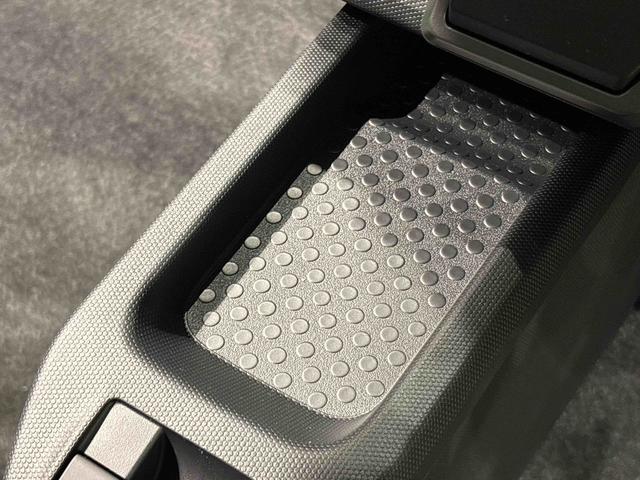 タフトＧターボ　ダーククロムベンチャー　バックカメラ付きスカイフィールトップ　クロムパック　メッキパック　シルバーアンダーガーニッシュ　インテリアアクセント　ＬＥＤオートハイビーム＆フォグランプ　電動パーキングブレーキ　バックカメラ　アルミホイール（広島県）の中古車