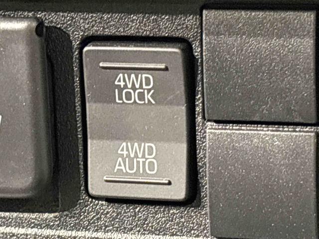 ハイゼットトラックジャンボスタンダード　ハロゲンヘッドライト　コーナーセンサーＡＭ／ＦＭラジオ　スペアタイヤ　電動格納ミラー　スマートアシスト　サイドアンダーミラー　電子カードキー　オートライト　４ＷＤスイッチ（広島県）の中古車