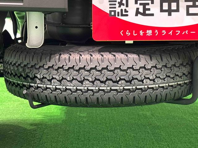 ハイゼットトラックジャンボスタンダード　ハロゲンヘッドライト　コーナーセンサーＡＭ／ＦＭラジオ　スペアタイヤ　電動格納ミラー　スマートアシスト　サイドアンダーミラー　電子カードキー　オートライト　４ＷＤスイッチ（広島県）の中古車