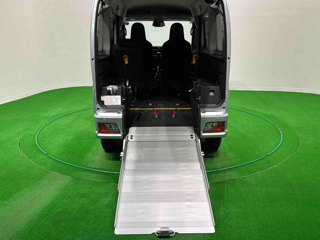ハイゼットカーゴハイゼットスローパーキーレスエントリー マニュアルエアコン 運転席・助手席パワーウインドウ オートライト ハンド式サイドブレーキ ハロゲンヘッドライト アイドリングストップ機能 テンパータイヤ(広島県)の中古車