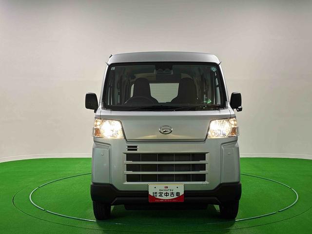 ハイゼットカーゴハイゼットスローパーキーレスエントリー マニュアルエアコン 運転席・助手席パワーウインドウ オートライト ハンド式サイドブレーキ ハロゲンヘッドライト アイドリングストップ機能 テンパータイヤ(広島県)の中古車