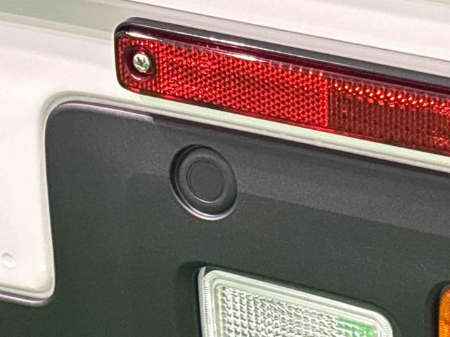 ハイゼットトラックスタンダード オートライト マニュアルエアコンハロゲンヘッドランプ 運転席SRSエアバック 電動式パワーステアリング AM/FMラジオ あゆみ板掛けテールゲート スペアタイヤ ガードフレーム(広島県)の中古車