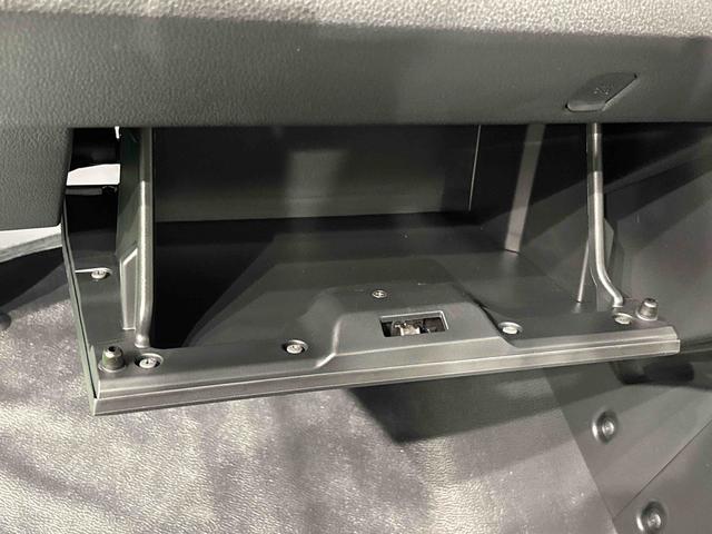 ハイゼットトラックスタンダード　オートライト　マニュアルエアコンハロゲンヘッドランプ　運転席ＳＲＳエアバック　電動式パワーステアリング　ＡＭ／ＦＭラジオ　あゆみ板掛けテールゲート　スペアタイヤ　ガードフレーム（広島県）の中古車