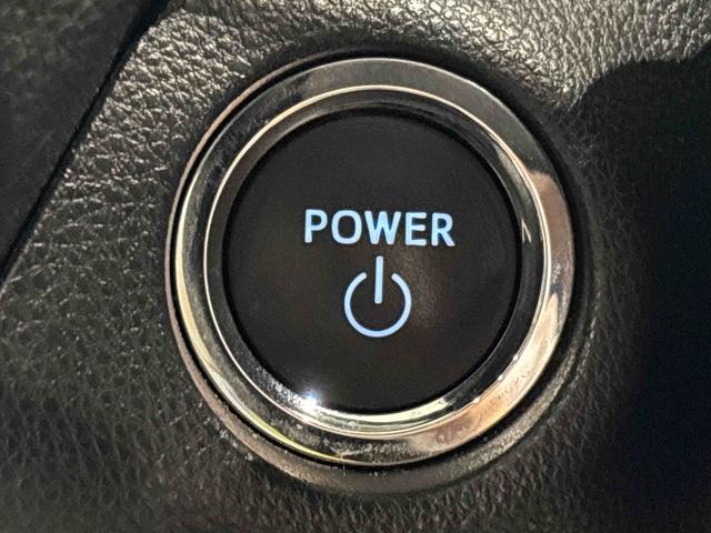 ＲＡＶ４ハイブリッドＧ　マルチメディアシステム　パノラマムーンルーフ車線逸脱　アダクティブクルーズコントロール　３６０度カメラ　Ｂｌｕｅｔｏｏｔｈオーディオ　パワーバックゲート　衝突回避システム　Ｂモニタ　ＡＨＢ　衝突安全ボディ　フロントカメラ　サイドカメラ　Ａライト（広島県）の中古車