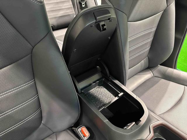 ＲＡＶ４ハイブリッドＧ　マルチメディアシステム　パノラマムーンルーフ車線逸脱　アダクティブクルーズコントロール　３６０度カメラ　Ｂｌｕｅｔｏｏｔｈオーディオ　パワーバックゲート　衝突回避システム　Ｂモニタ　ＡＨＢ　衝突安全ボディ　フロントカメラ　サイドカメラ　Ａライト（広島県）の中古車