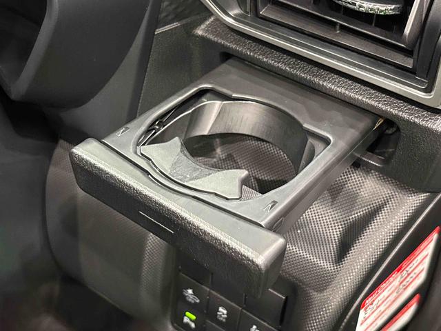 ロッキーX ディスプレイオーディオ ETC車載器 ドラレコLEDヘッドランプ アクティブマルチインフォメーションメーター 16インチアルミホイール オートライト プッシュボタンスタート(広島県)の中古車