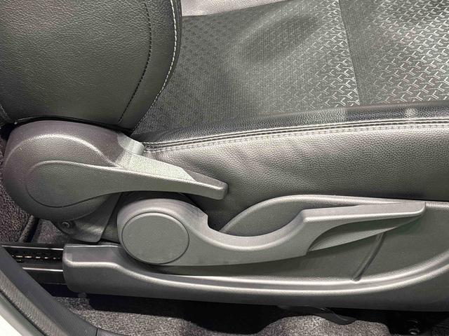 ロッキープレミアムG 全方位モニター対応カメラLEDヘッドランプ・フォグランプ 全車速追従機能付アダプティブクルーズコントロール レーンキープコントロール アルミホイール シートヒーター(広島県)の中古車