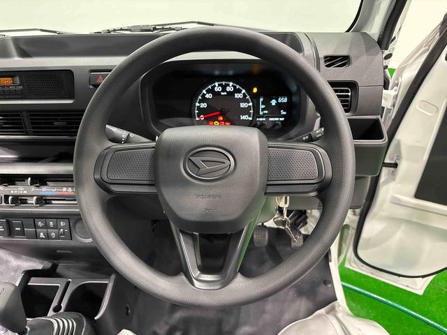 ハイゼットトラックスタンダード　４ＷＤ　オートライト　ＡＭ・ＦＭラジオマニュアルレベリング機能付ハロゲンヘッドランプ　トップシェイドガラス　運転席バニティミラー　　　　マニュアルエアコン　ガードフレーム　スペアタイヤ（広島県）の中古車