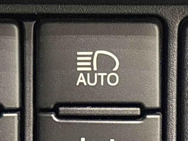 ノアX ナビゲーション ドラレコ ETCワイヤレスキー ダブルエアコン ナビTV アルミホイール ABS ETC車載器 エアバッグ スマートエントリー(広島県)の中古車