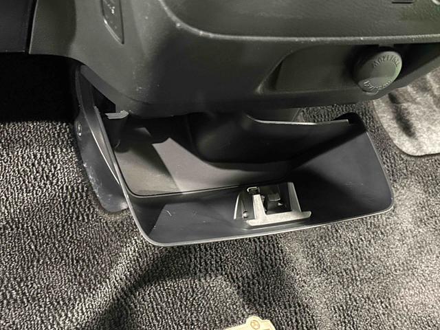 スペーシアGリミテッド ナビ バックカメラ ハロゲンヘッドライト運転席シートヒーター オートライト 電動格納ミラー ボックス付きセンターアームレスト 左側パワースライドドア シートリフター ライトレベライザー(広島県)の中古車