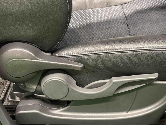 タントカスタムRSLEDオートライト パワースライドドアウェルカムオープン機能 電動パーキングブレーキ 運転席助手席シートヒーター アルミホイール キーフリーシステム オート電動格納式ドアミラー(広島県)の中古車