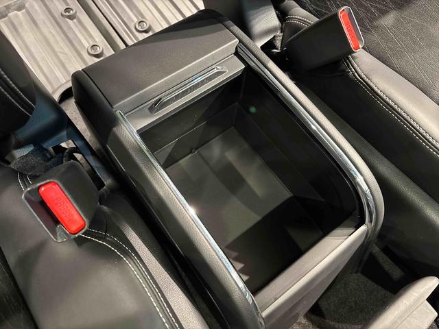オデッセイハイブリッドハイブリッドアブソルート・ホンダセンシングＥＸパック純正カーナビゲーション　バックモニター　ＥＴＣ車載器　ドライブレコーダー　ブラインドスポットモニター　両側電動スライドドアオートエアコン　プッシュボタンスタート　オートライト　電動格納ドアミラー（広島県）の中古車