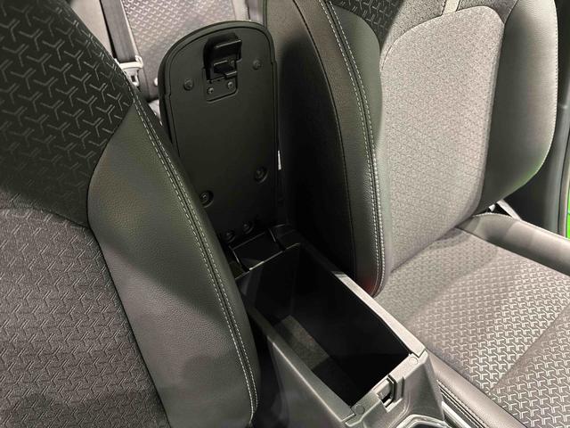 ロッキープレミアムＧ　ＨＥＶＬＥＤヘッドランプ・フォグランプ　全車速追従機能付アダプティブクルーズコントロール　レーンキープコントロール　アルミホイール　シートヒーター（広島県）の中古車