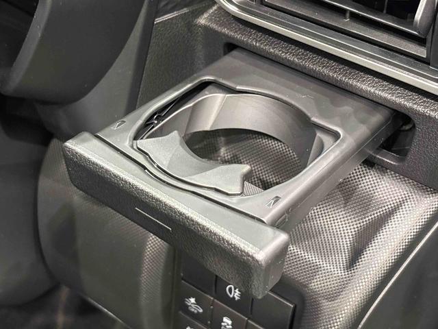 ロッキープレミアムＧ　ＨＥＶ衝突軽減Ｂ　車線逸脱警報システム　電動格納ドアミラー　レーダークルコン　Ａストップ　Ｂカメラ　ＬＥＤヘッドライト　キーフリーシステム　衝突安全ボディ　スマートキー　アルミホイール　盗難防止システム（広島県）の中古車